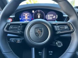 Porsche Macan Electric Turbo AWD 2025 — side view