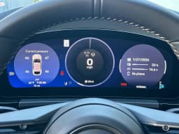 Porsche Macan Electric Turbo AWD 2025 — side view