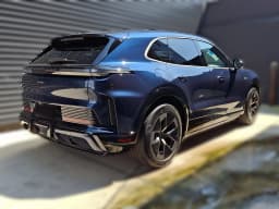 Porsche Cayenne Turbo Electric AWD 2026 — side view