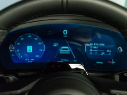 Porsche Macan Electric RWD 2026 — side view