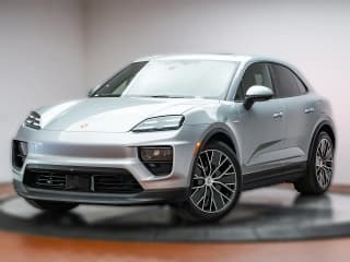 Porsche Macan Electric RWD