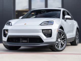 Porsche Macan Electric RWD