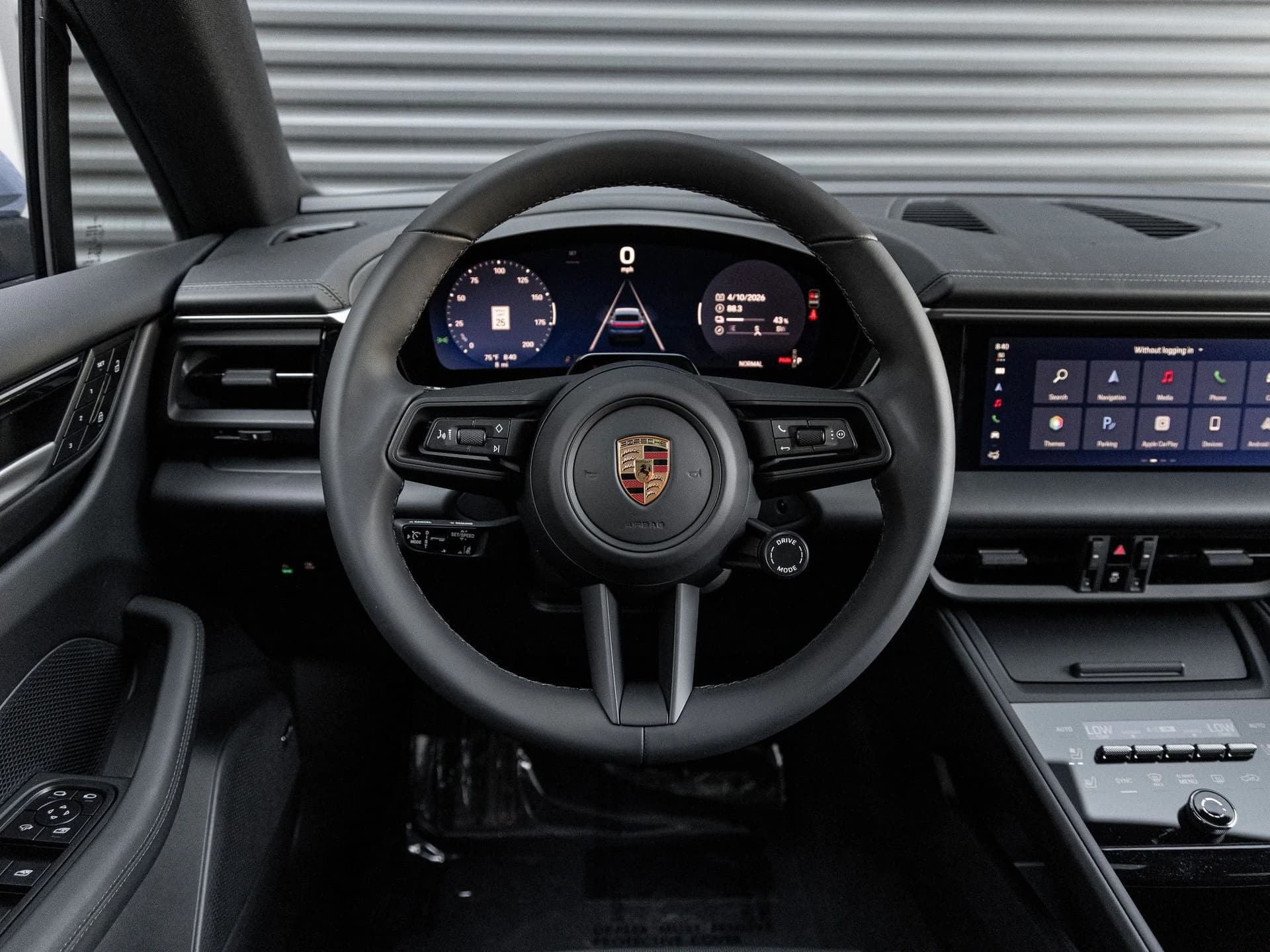 Porsche Macan Electric RWD 2026 — side view