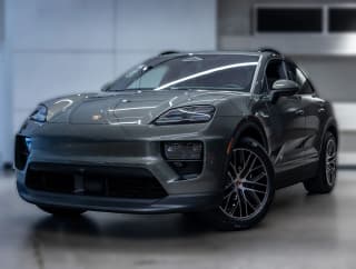 Porsche Macan Electric RWD