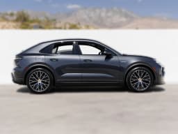 Porsche Macan Electric RWD 2026 — side view