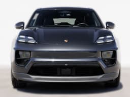 Porsche Macan Electric RWD 2026 — side view