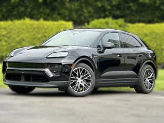 Porsche Macan Electric RWD