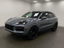 Porsche Cayenne E-Hybrid AWD 2026 — side view