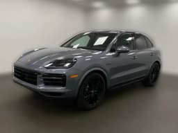 Porsche Cayenne E-Hybrid AWD 2026 — side view
