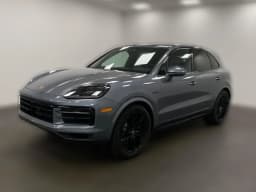 Porsche Cayenne E-Hybrid AWD 2026 — side view