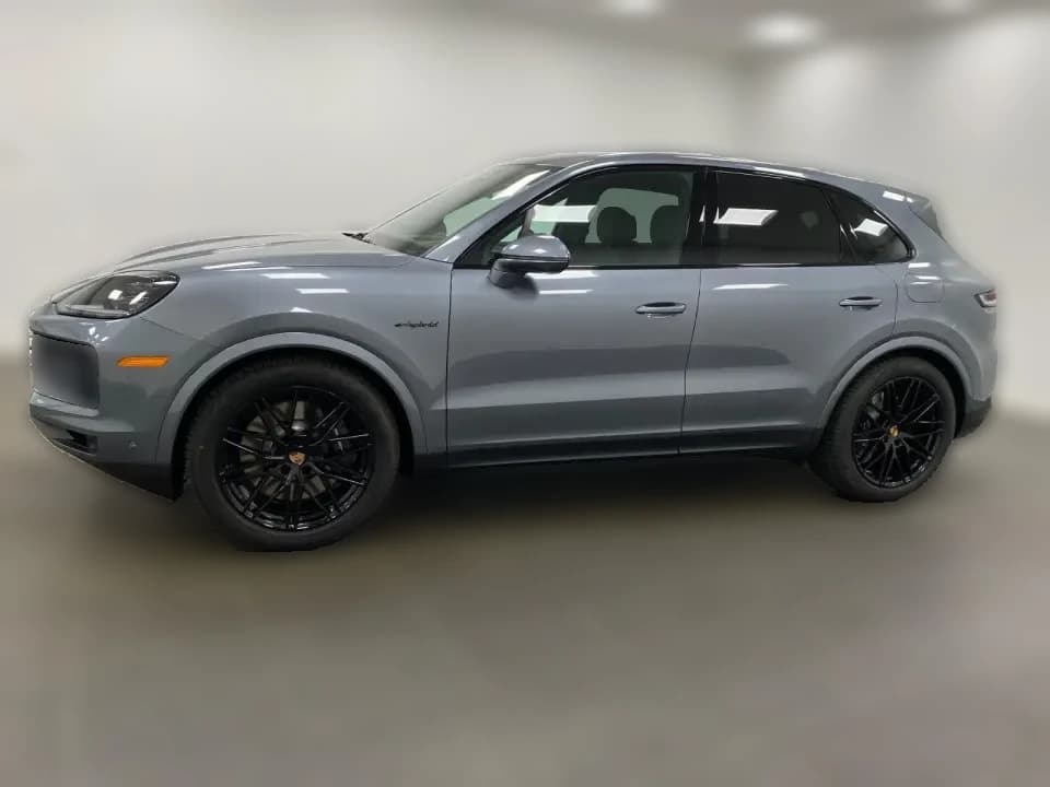 Porsche Cayenne E-Hybrid AWD 2026 — side view