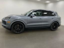 Porsche Cayenne E-Hybrid AWD 2026 — side view