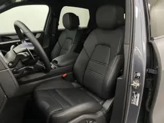 Porsche Cayenne E-Hybrid AWD 2026 — side view