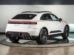 Porsche Macan Electric GTS AWD 2026 — side view