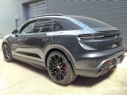 Porsche Macan Electric GTS AWD 2026 — side view