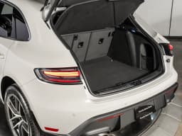 Porsche Macan S AWD 2026 — side view