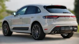 Porsche Macan S AWD 2026 — side view