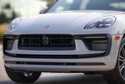 Porsche Macan S AWD 2026 — side view