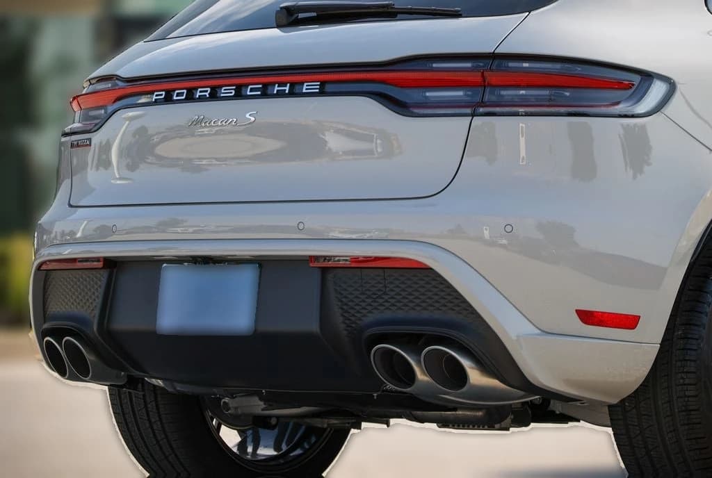 Porsche Macan S AWD 2026 — side view