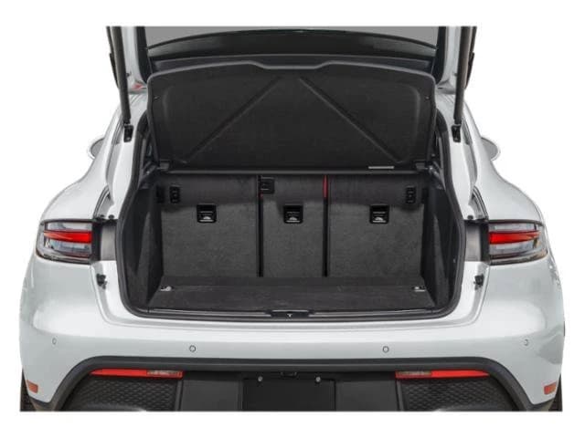 Porsche Macan S AWD 2026 — side view