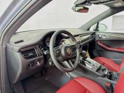 Porsche Macan S AWD 2025 — side view