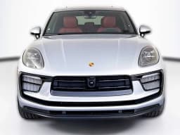 Porsche Macan S AWD 2025 — side view