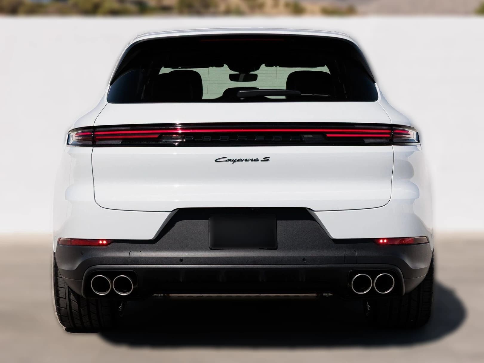 Porsche Cayenne S AWD 2025 — side view