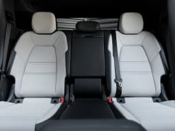 Porsche Cayenne S AWD 2025 — side view