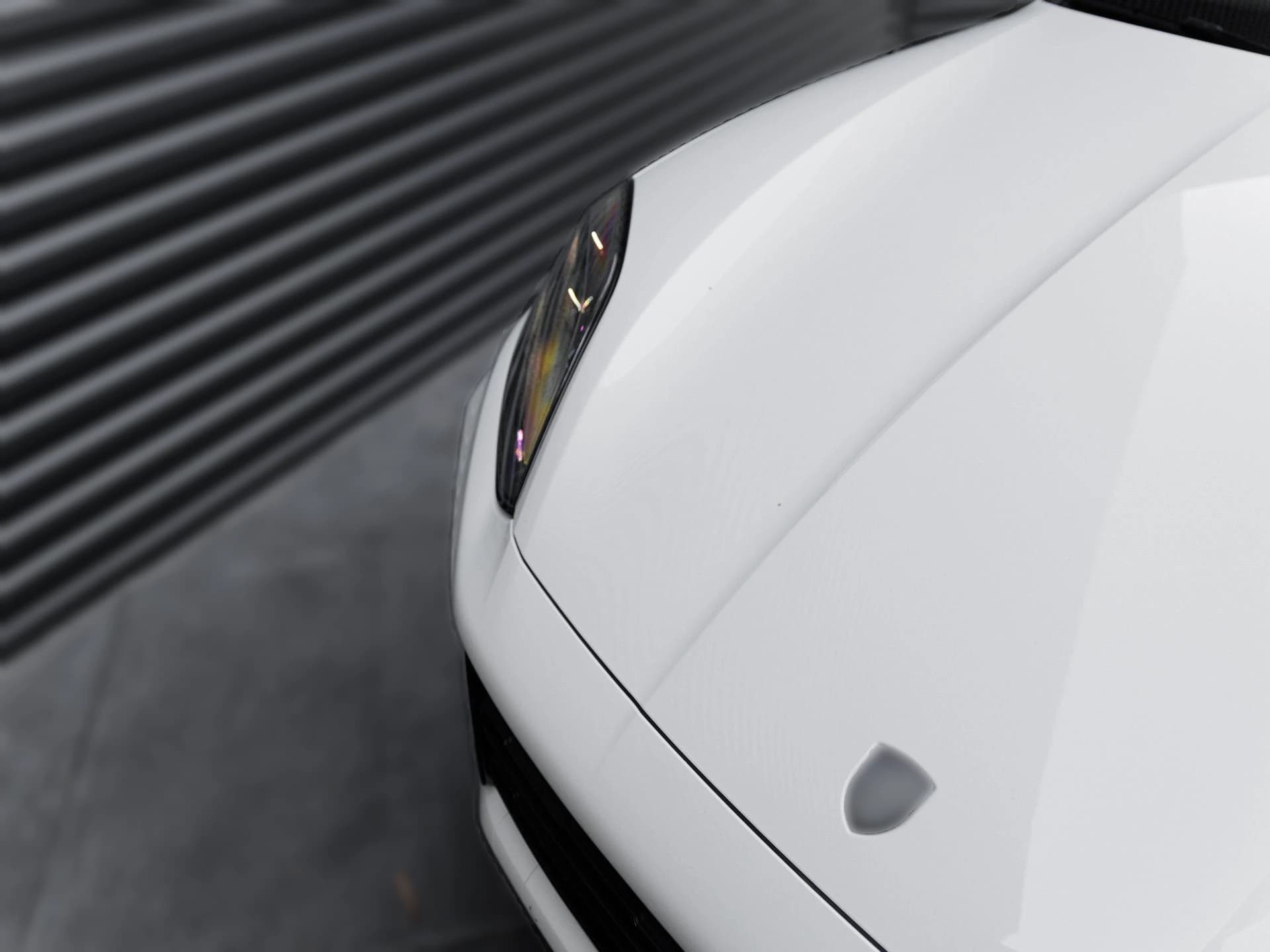 Porsche Cayenne Turbo E-Hybrid AWD 2026 — side view
