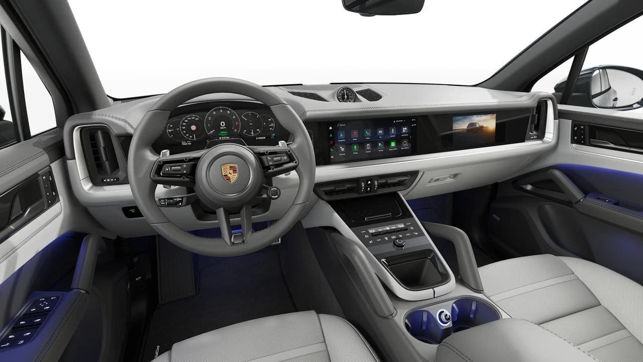 Porsche Cayenne S E-Hybrid AWD 2026 — side view