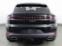 Porsche Cayenne Base Coupe AWD 2026 — side view