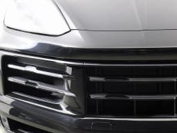 Porsche Cayenne Base Coupe AWD 2026 — side view