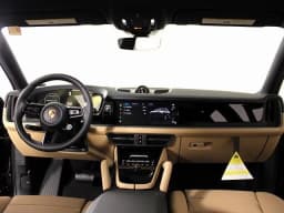 Porsche Cayenne Base Coupe AWD 2026 — side view