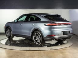 Porsche Cayenne Base Coupe AWD 2026 — side view