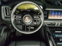 Porsche Cayenne Base Coupe AWD 2026 — side view