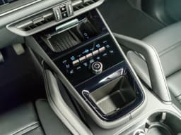 Porsche Cayenne Base Coupe AWD 2026 — side view