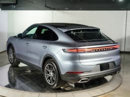 Porsche Cayenne Base Coupe AWD 2026 — side view