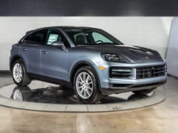 Porsche Cayenne Base Coupe AWD 2026 — side view