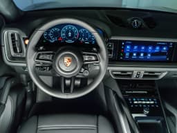 Porsche Cayenne Base Coupe AWD 2026 — side view