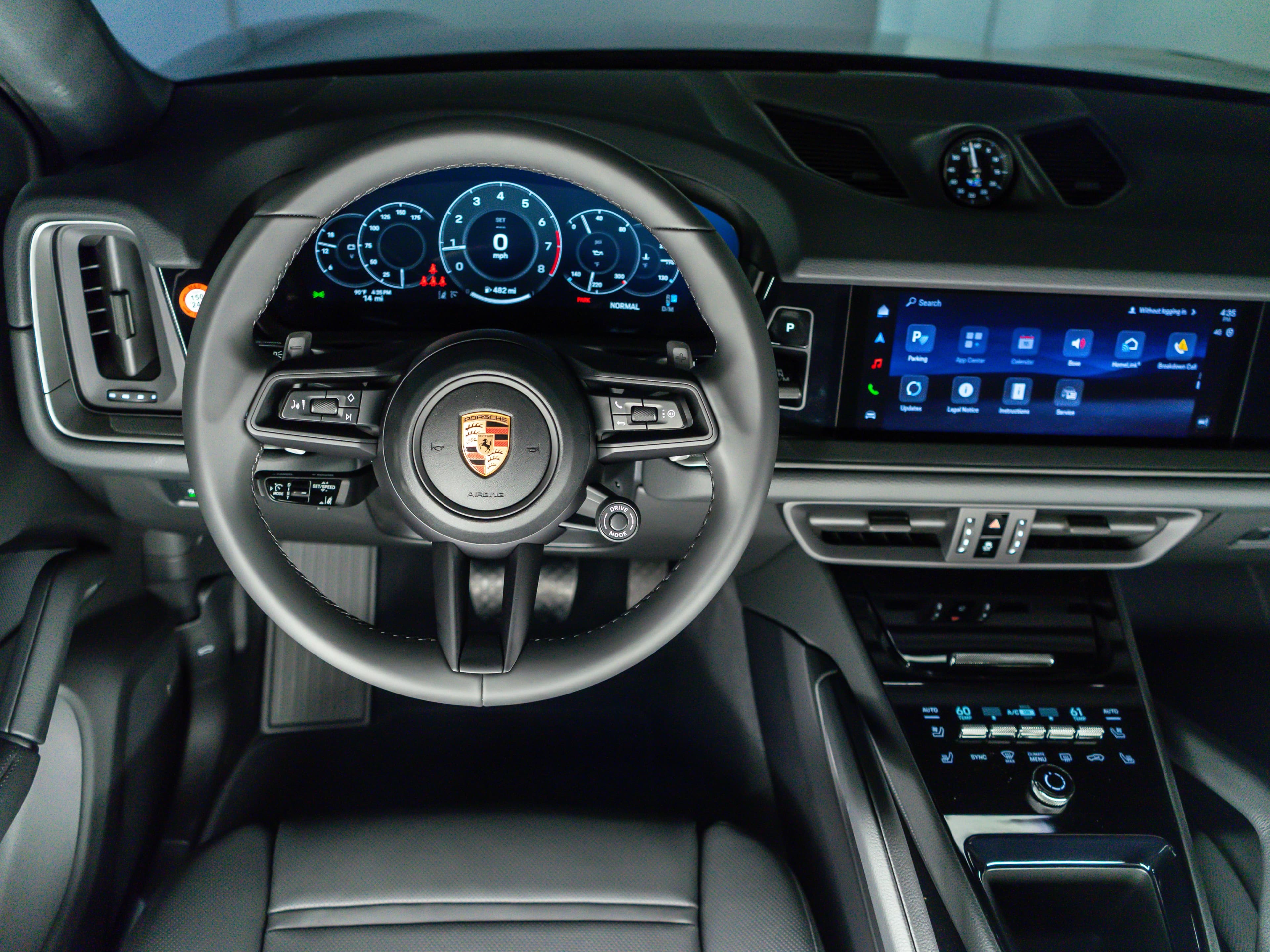 Porsche Cayenne Base Coupe AWD 2026 — side view