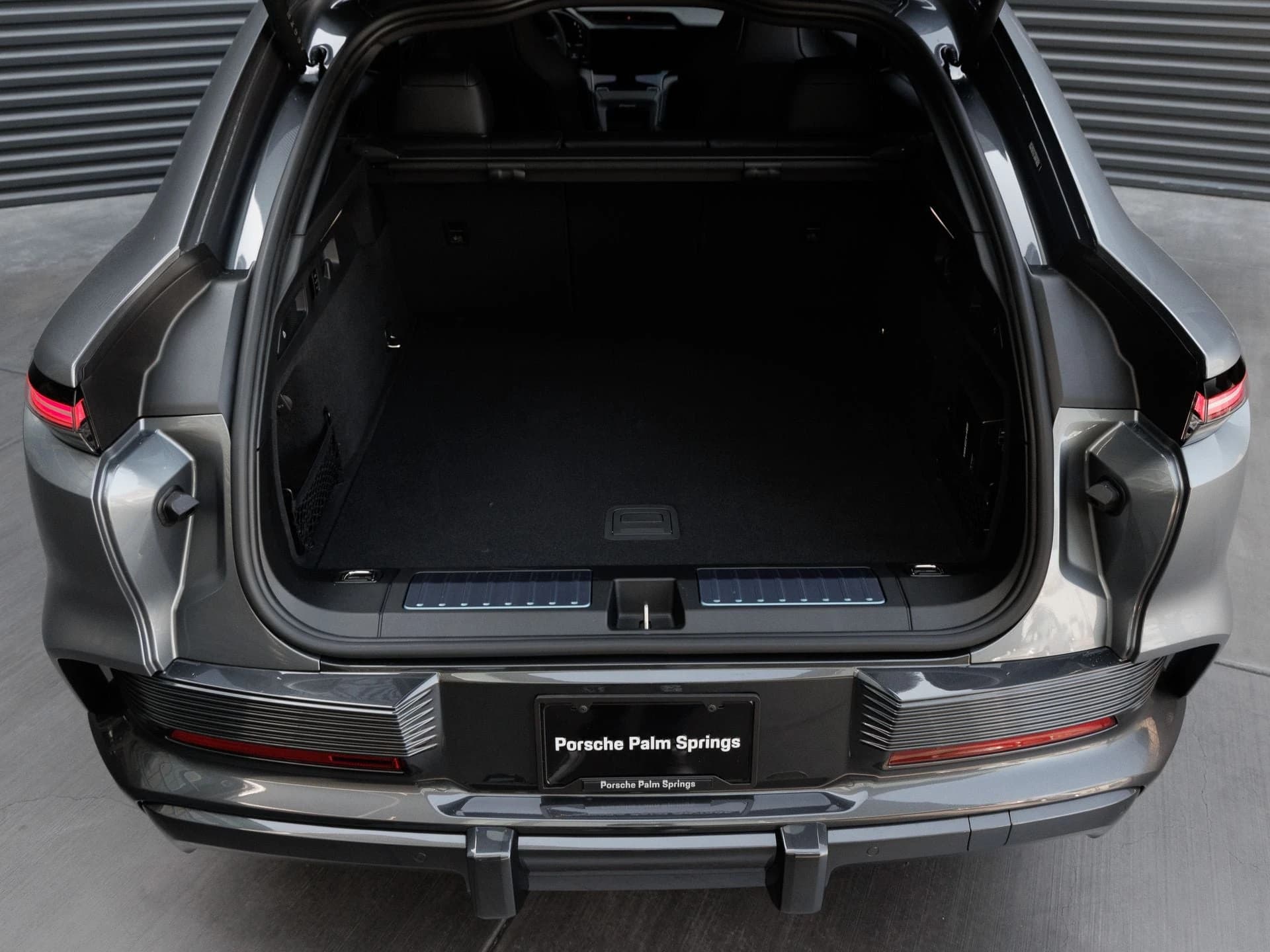 Porsche Cayenne Electric Coupe AWD 2026 — side view