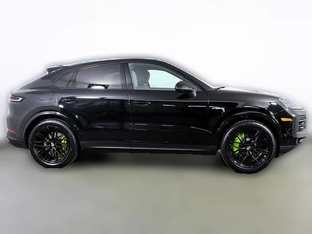 Porsche Cayenne E-Hybrid Coupe AWD 2026 — side view