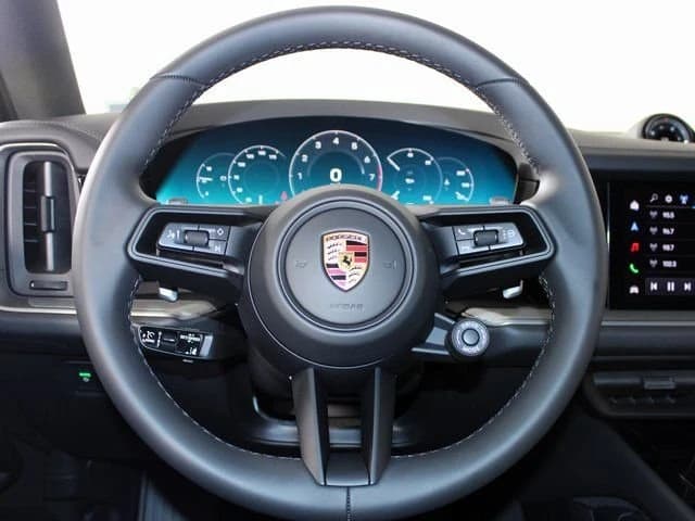 Porsche Cayenne E-Hybrid Coupe AWD 2026 — side view