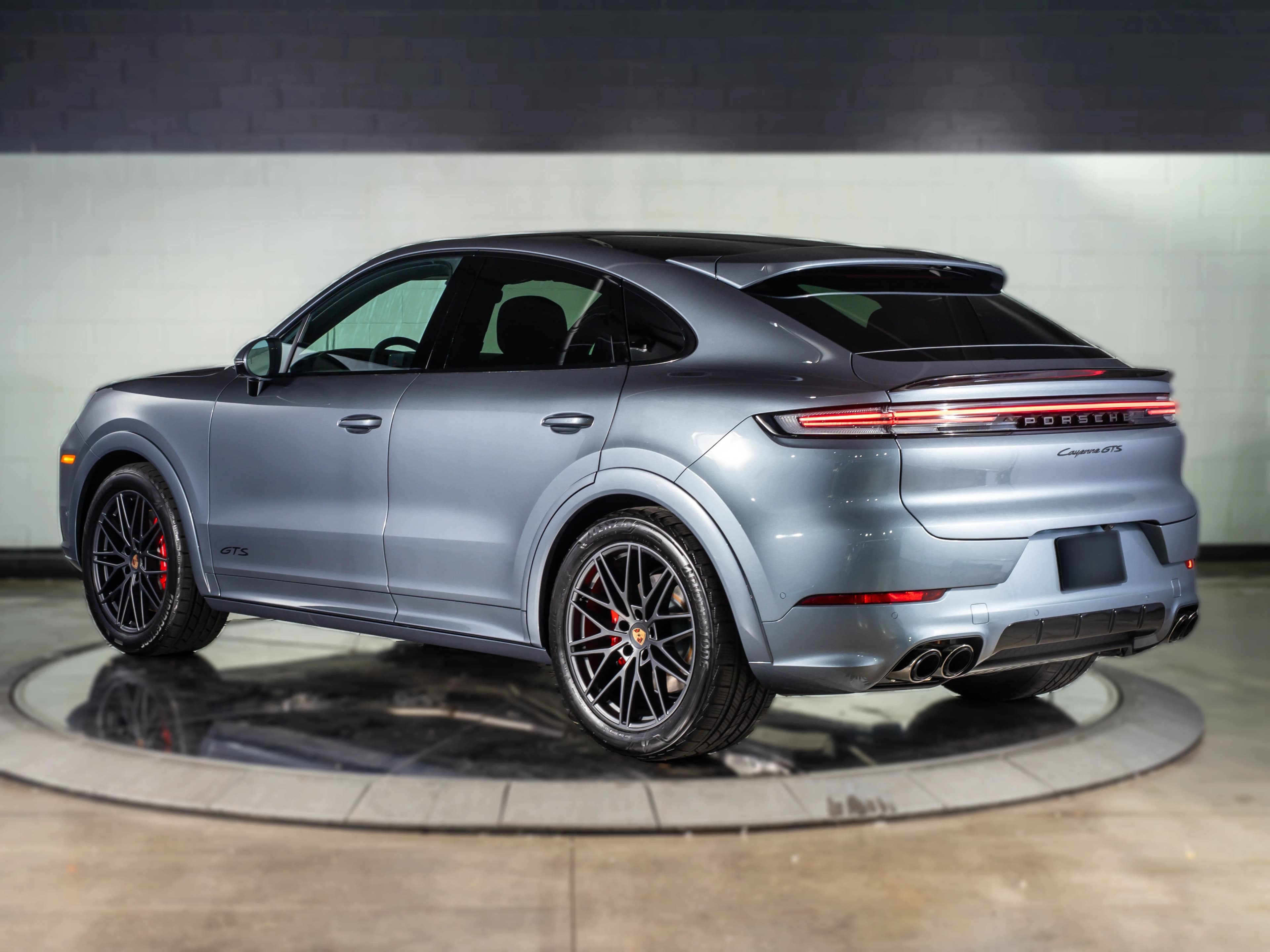 Porsche Cayenne GTS Coupe AWD 2026 — side view