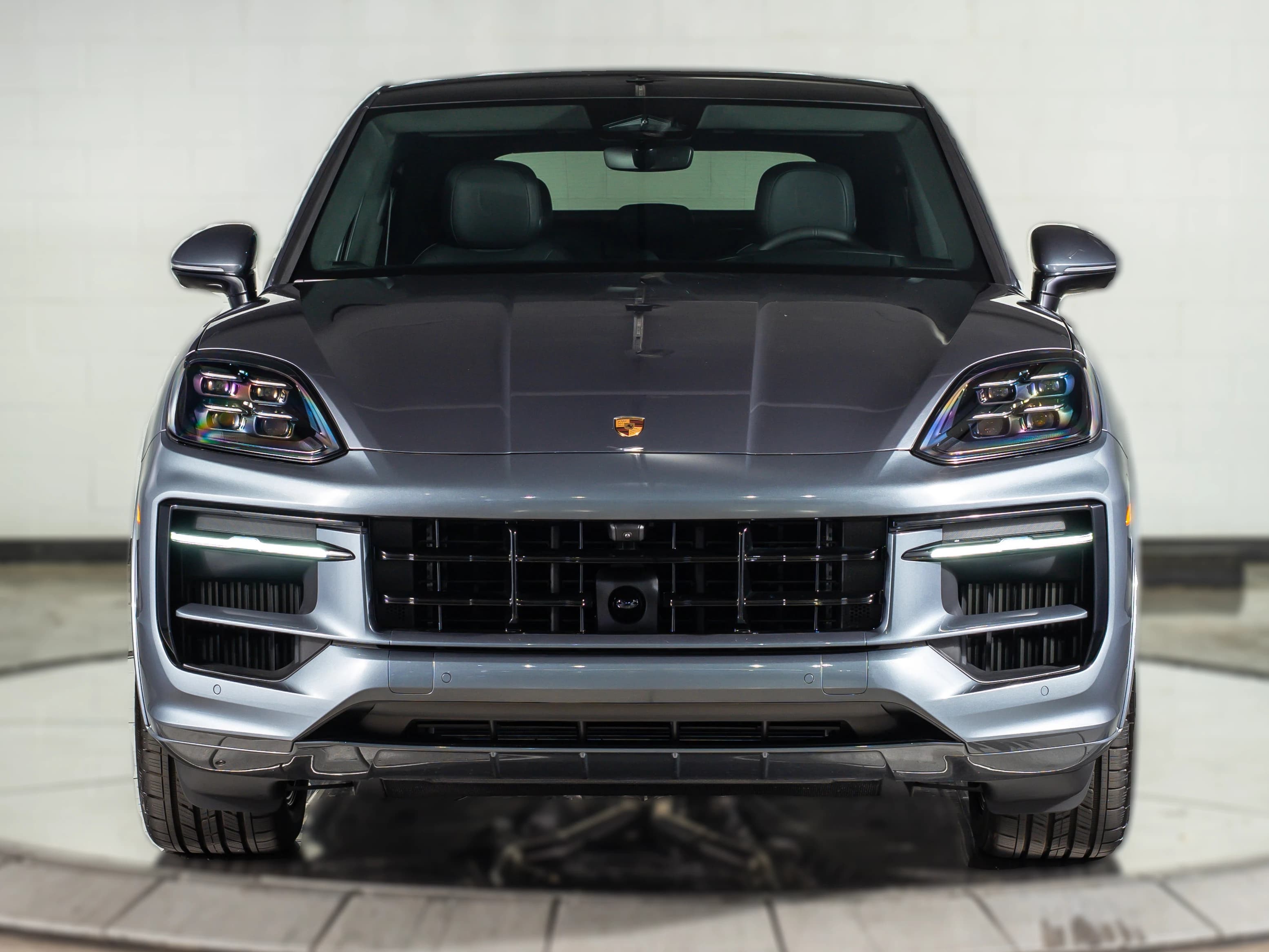 Porsche Cayenne GTS Coupe AWD 2026 — side view