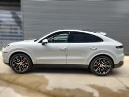 Porsche Cayenne S Coupe AWD 2026 — side view
