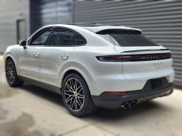 Porsche Cayenne S Coupe AWD 2026 — side view