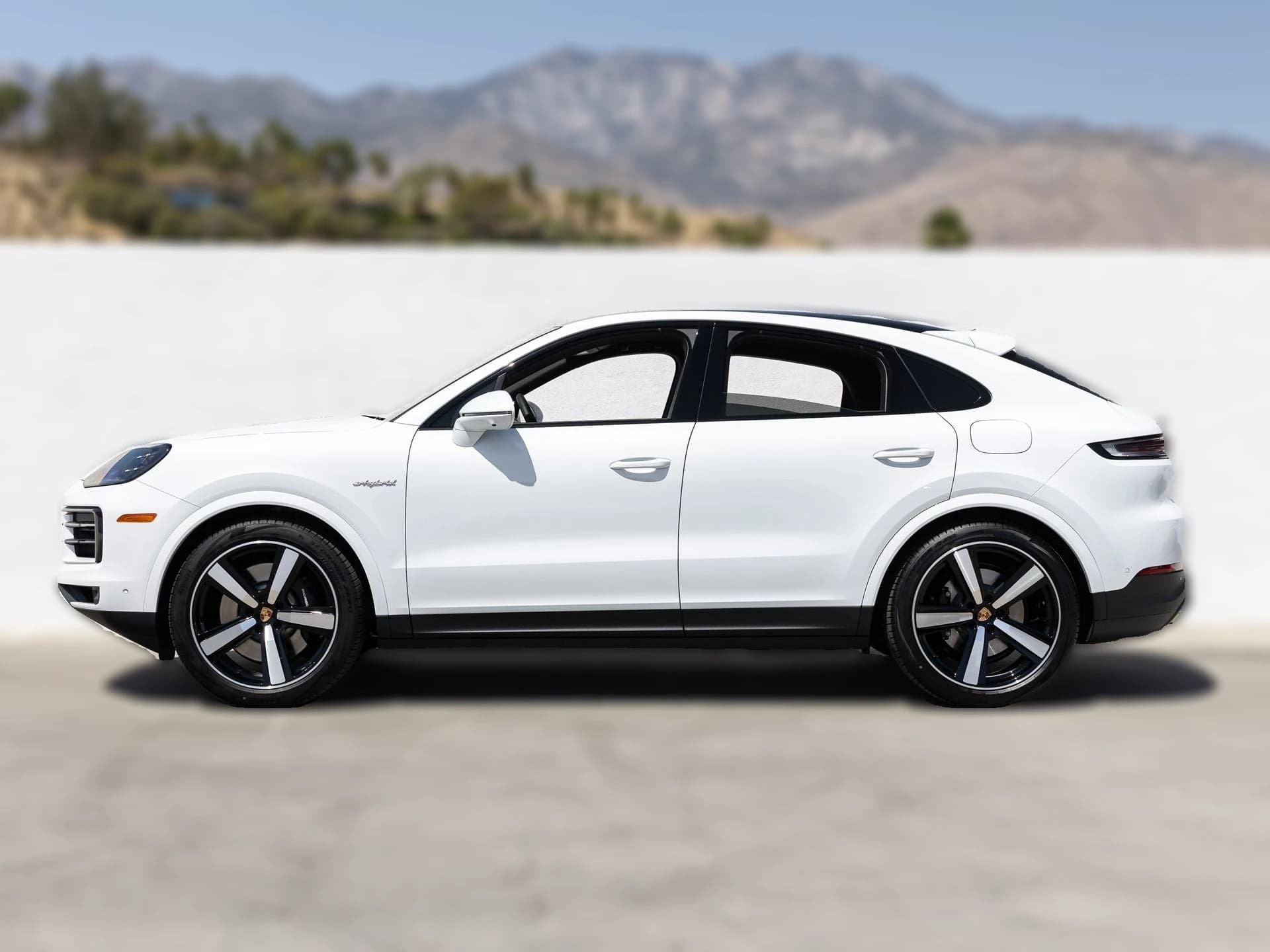 Porsche Cayenne S E-Hybrid Coupe AWD 2026 — side view