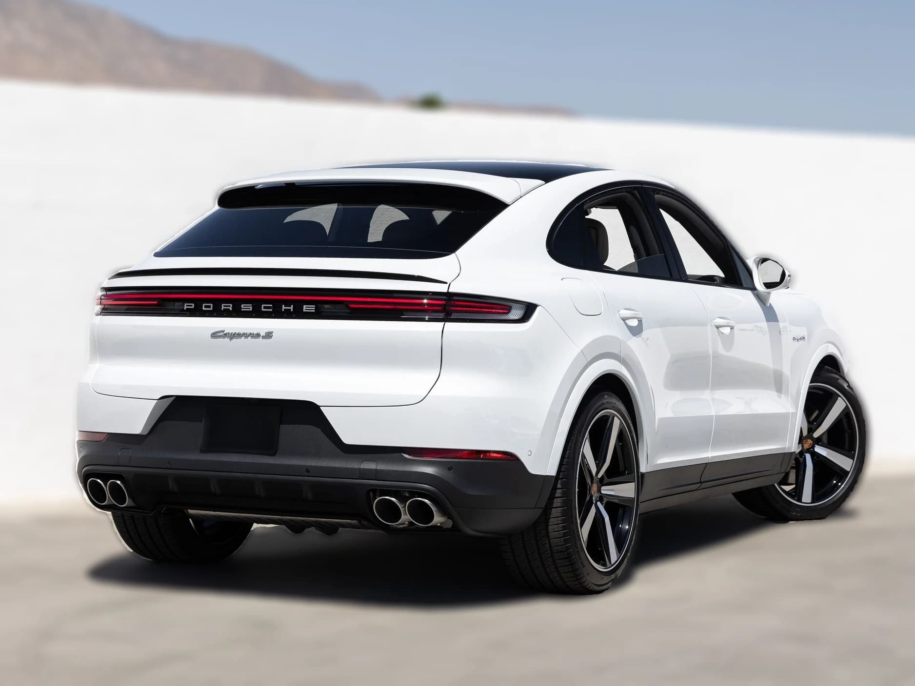Porsche Cayenne S E-Hybrid Coupe AWD 2026 — side view
