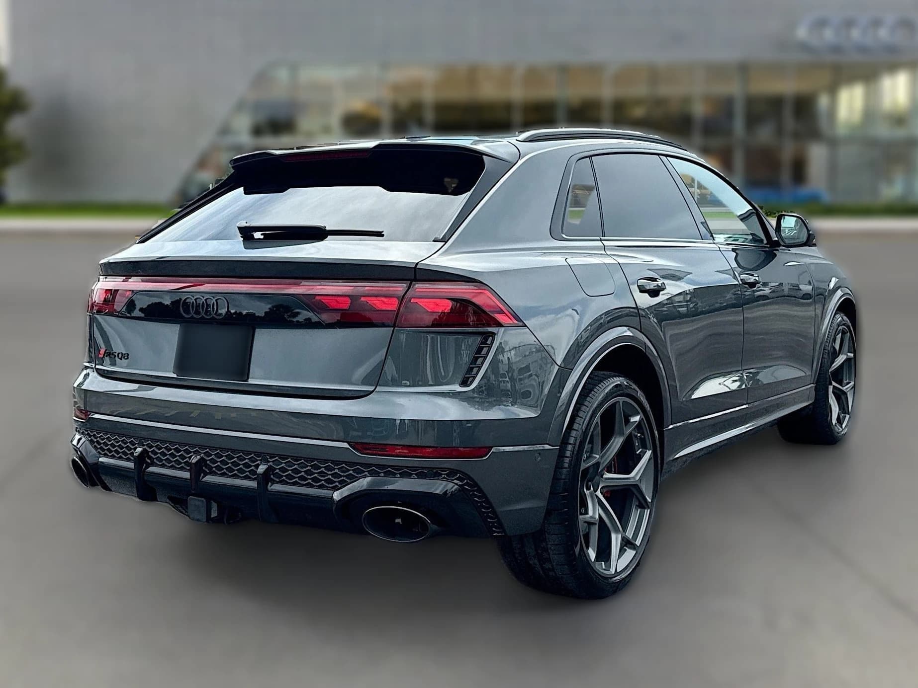 Audi RS Q8 performance quattro 2026 — side view